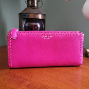 Coach Legacy Accordion Zip Wallet Fuchsia Pink Leather Wallet